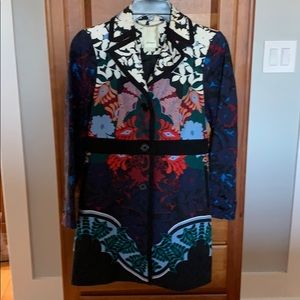 Gorgeous trench - beautiful print